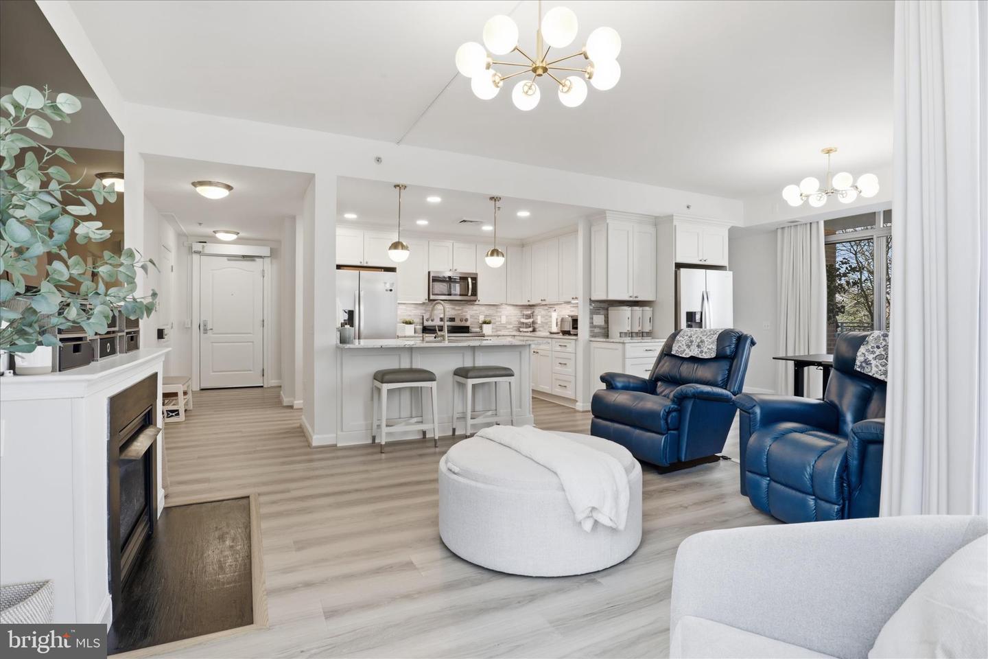 1000 N RANDOLPH ST #209, ARLINGTON, Virginia 22201, 3 Bedrooms Bedrooms, ,2 BathroomsBathrooms,Residential,For sale,1000 N RANDOLPH ST #209,VAAR2069410 MLS # VAAR2069410