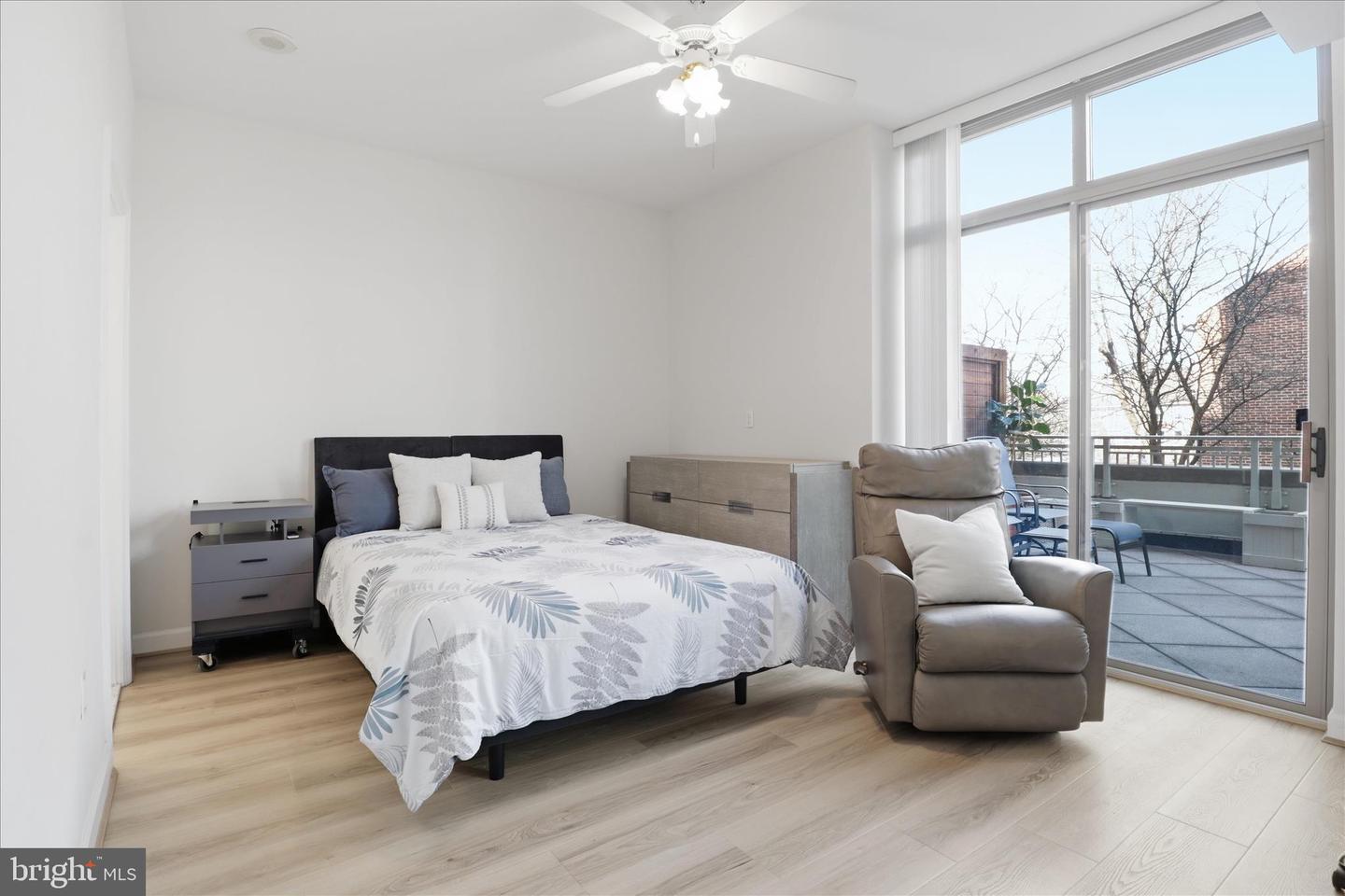 1000 N RANDOLPH ST #209, ARLINGTON, Virginia 22201, 3 Bedrooms Bedrooms, ,2 BathroomsBathrooms,Residential,For sale,1000 N RANDOLPH ST #209,VAAR2069410 MLS # VAAR2069410