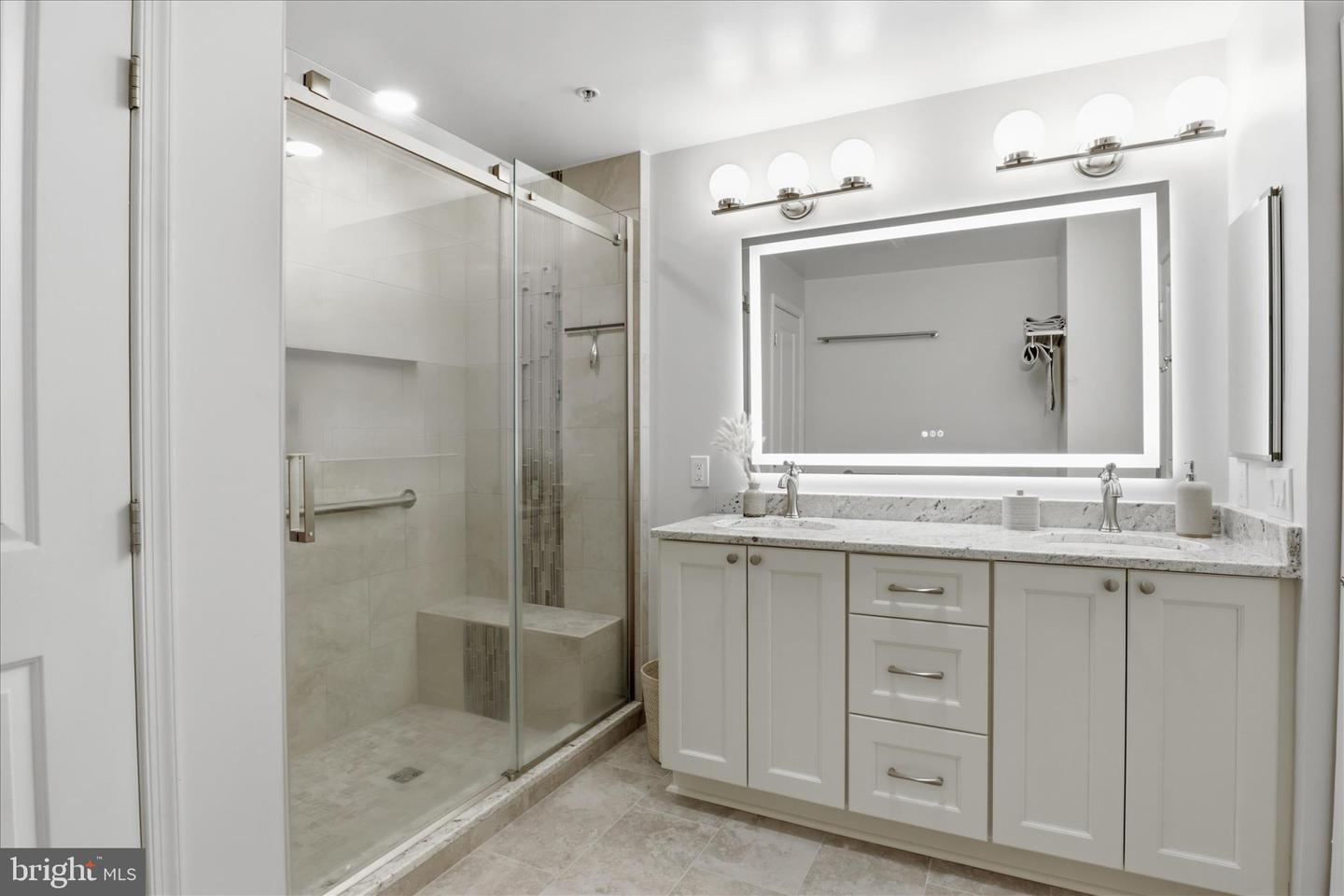 1000 N RANDOLPH ST #209, ARLINGTON, Virginia 22201, 3 Bedrooms Bedrooms, ,2 BathroomsBathrooms,Residential,For sale,1000 N RANDOLPH ST #209,VAAR2069410 MLS # VAAR2069410