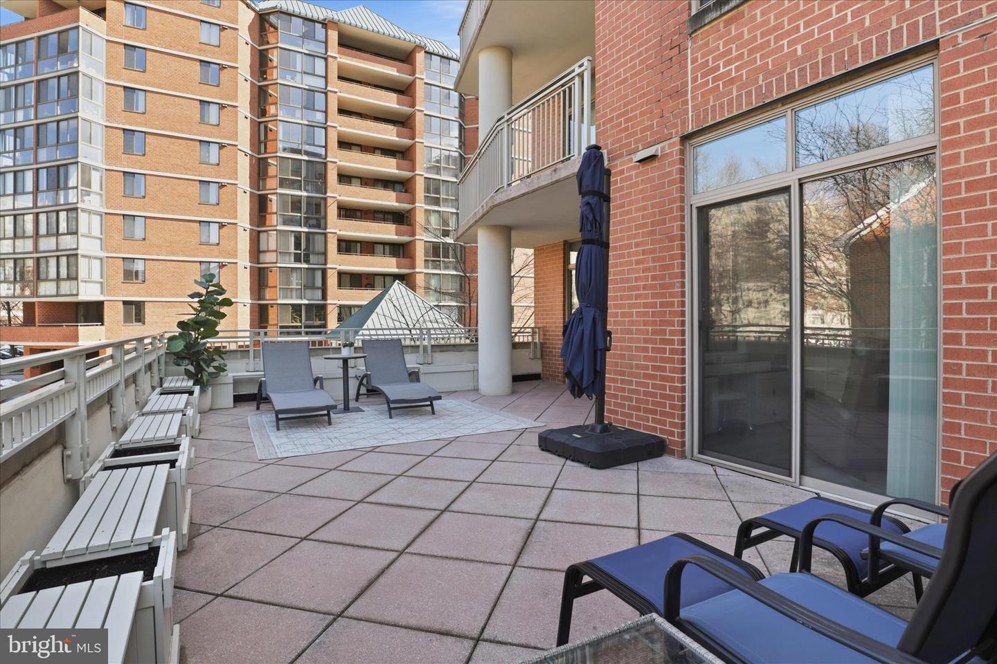 1000 N RANDOLPH ST #209, ARLINGTON, Virginia 22201, 3 Bedrooms Bedrooms, ,2 BathroomsBathrooms,Residential,For sale,1000 N RANDOLPH ST #209,VAAR2069410 MLS # VAAR2069410