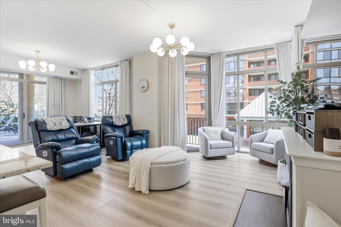 1000 N RANDOLPH ST #209, ARLINGTON, Virginia 22201, 3 Bedrooms Bedrooms, ,2 BathroomsBathrooms,Residential,For sale,1000 N RANDOLPH ST #209,VAAR2069410 MLS # VAAR2069410