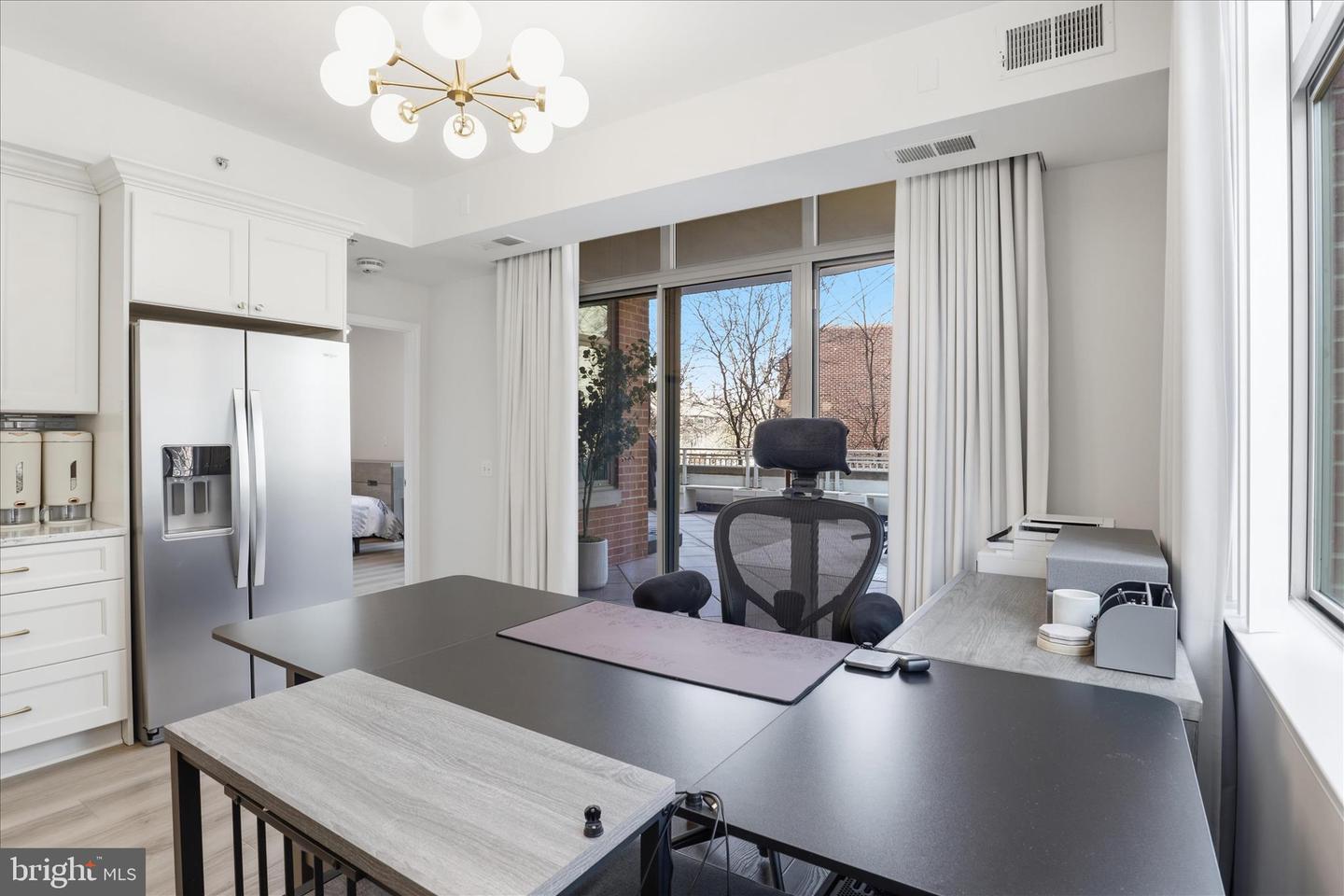 1000 N RANDOLPH ST #209, ARLINGTON, Virginia 22201, 3 Bedrooms Bedrooms, ,2 BathroomsBathrooms,Residential,For sale,1000 N RANDOLPH ST #209,VAAR2069410 MLS # VAAR2069410