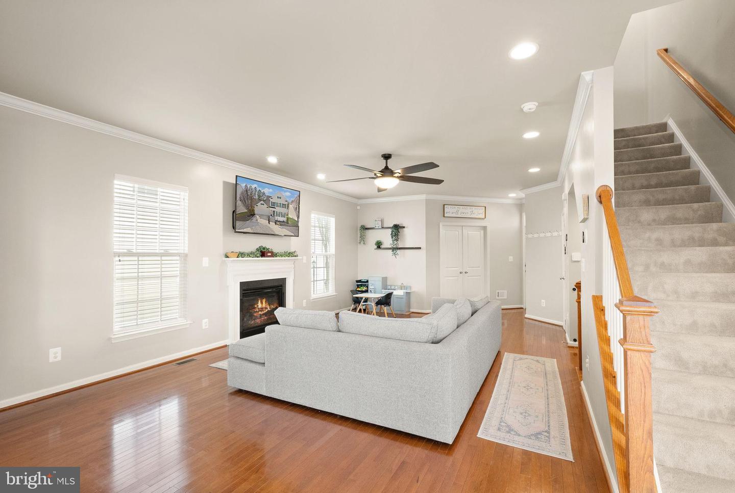 8886 SCREECH OWL CT, GAINESVILLE, Virginia 20155, 4 Bedrooms Bedrooms, 8 Rooms Rooms,3 BathroomsBathrooms,Residential,For sale,8886 SCREECH OWL CT,VAPW2113438 MLS # VAPW2113438