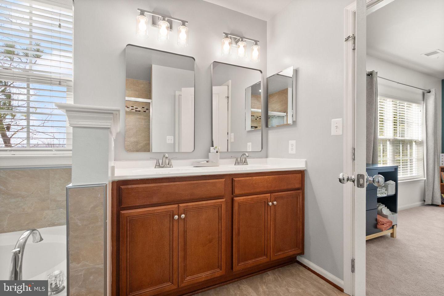 8886 SCREECH OWL CT, GAINESVILLE, Virginia 20155, 4 Bedrooms Bedrooms, 8 Rooms Rooms,3 BathroomsBathrooms,Residential,For sale,8886 SCREECH OWL CT,VAPW2113438 MLS # VAPW2113438