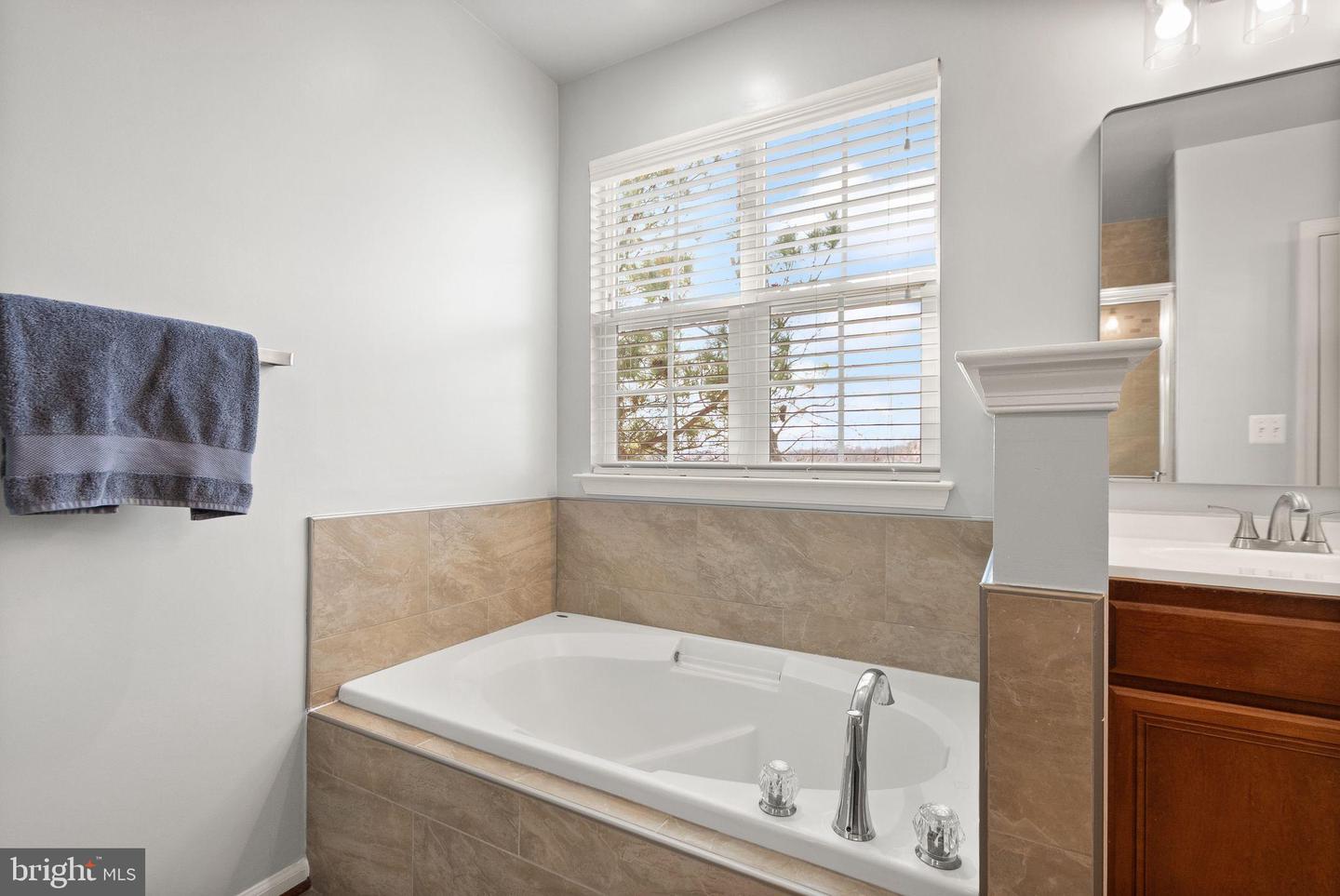 8886 SCREECH OWL CT, GAINESVILLE, Virginia 20155, 4 Bedrooms Bedrooms, 8 Rooms Rooms,3 BathroomsBathrooms,Residential,For sale,8886 SCREECH OWL CT,VAPW2113438 MLS # VAPW2113438