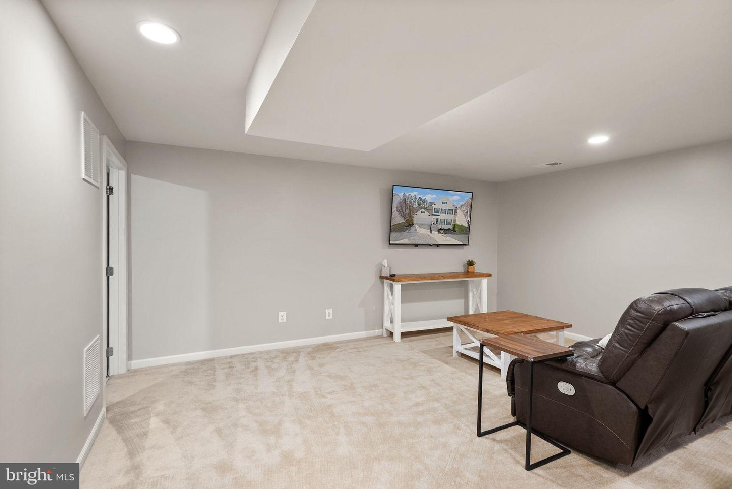 8886 SCREECH OWL CT, GAINESVILLE, Virginia 20155, 4 Bedrooms Bedrooms, 8 Rooms Rooms,3 BathroomsBathrooms,Residential,For sale,8886 SCREECH OWL CT,VAPW2113438 MLS # VAPW2113438