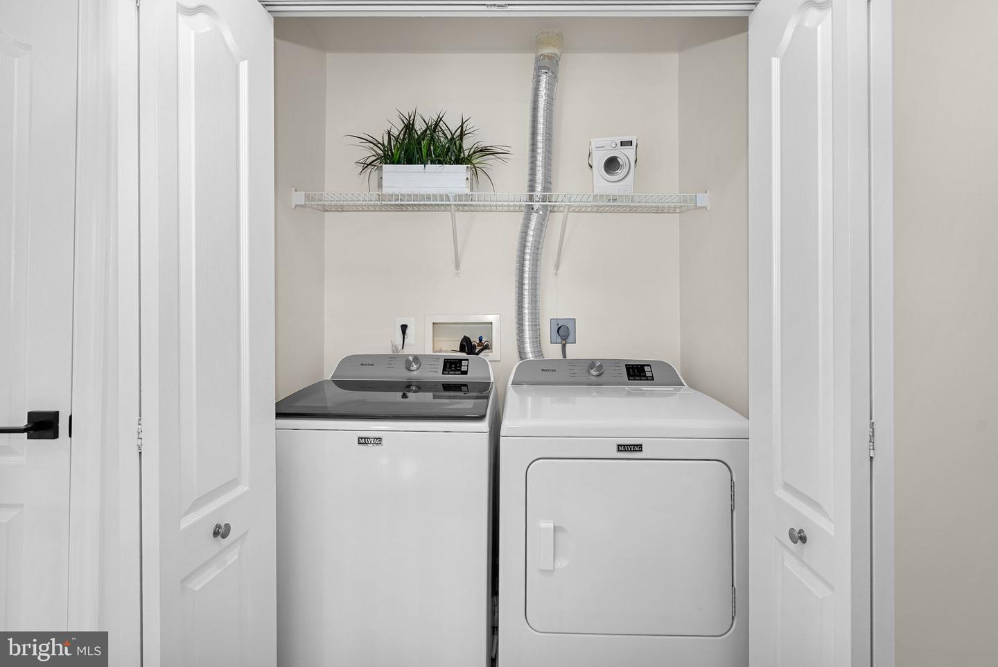 20500 TAPPAHANNOCK PL, STERLING, Virginia 20165, 4 Bedrooms Bedrooms, ,4 BathroomsBathrooms,Residential,For sale,20500 TAPPAHANNOCK PL,VALO2116912 MLS # VALO2116912