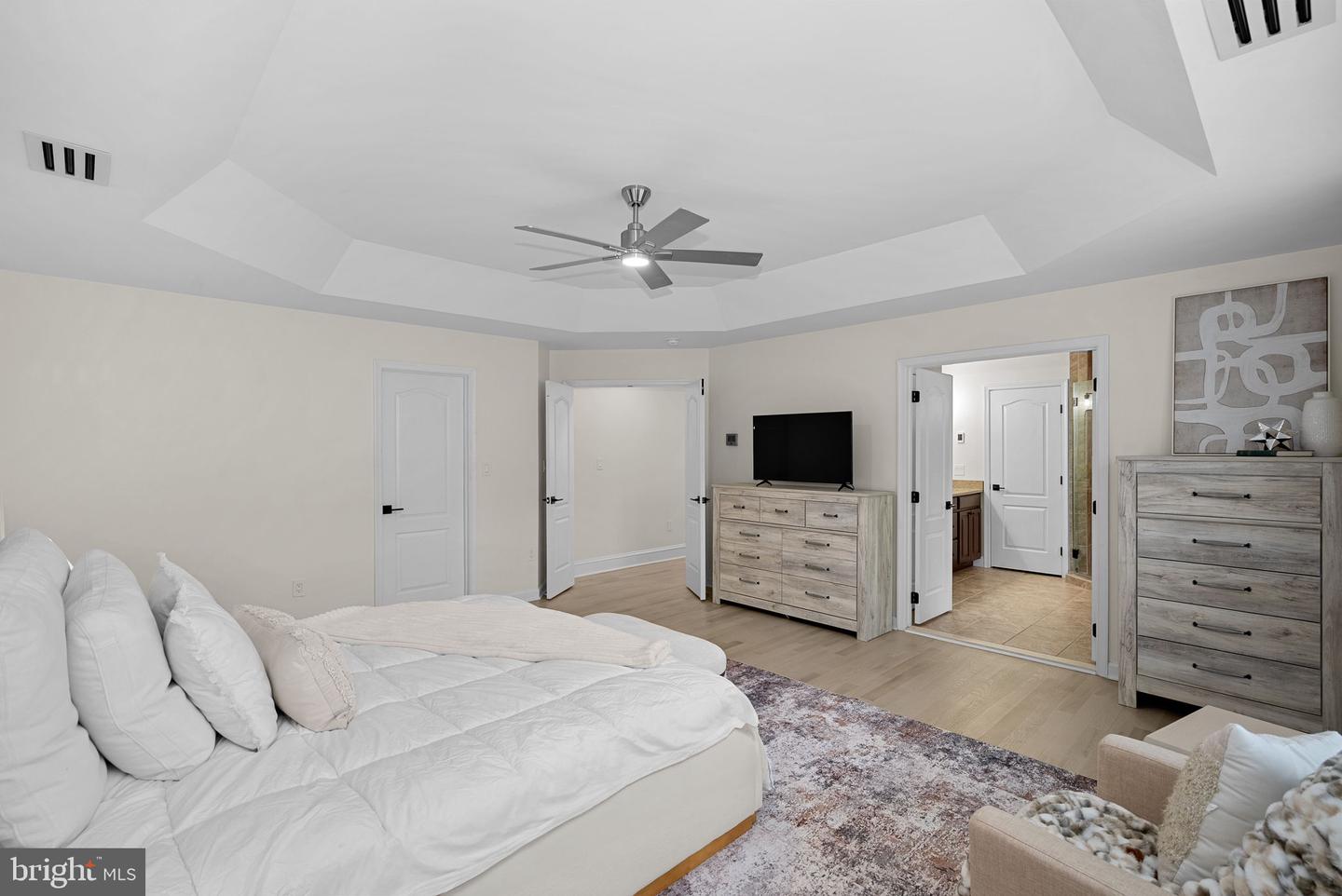 20500 TAPPAHANNOCK PL, STERLING, Virginia 20165, 4 Bedrooms Bedrooms, ,4 BathroomsBathrooms,Residential,For sale,20500 TAPPAHANNOCK PL,VALO2116912 MLS # VALO2116912