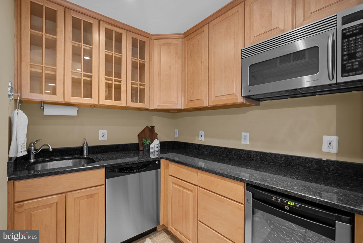 20500 TAPPAHANNOCK PL, STERLING, Virginia 20165, 4 Bedrooms Bedrooms, ,4 BathroomsBathrooms,Residential,For sale,20500 TAPPAHANNOCK PL,VALO2116912 MLS # VALO2116912