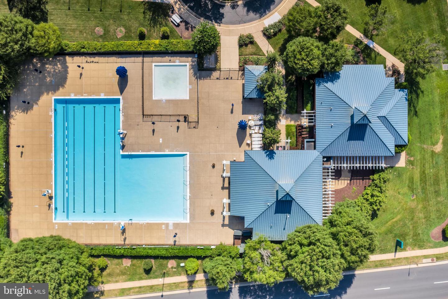 20500 TAPPAHANNOCK PL, STERLING, Virginia 20165, 4 Bedrooms Bedrooms, ,4 BathroomsBathrooms,Residential,For sale,20500 TAPPAHANNOCK PL,VALO2116912 MLS # VALO2116912