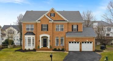 20500 TAPPAHANNOCK PL, STERLING, Virginia 20165, 4 Bedrooms Bedrooms, ,4 BathroomsBathrooms,Residential,For sale,20500 TAPPAHANNOCK PL,VALO2116912 MLS # VALO2116912