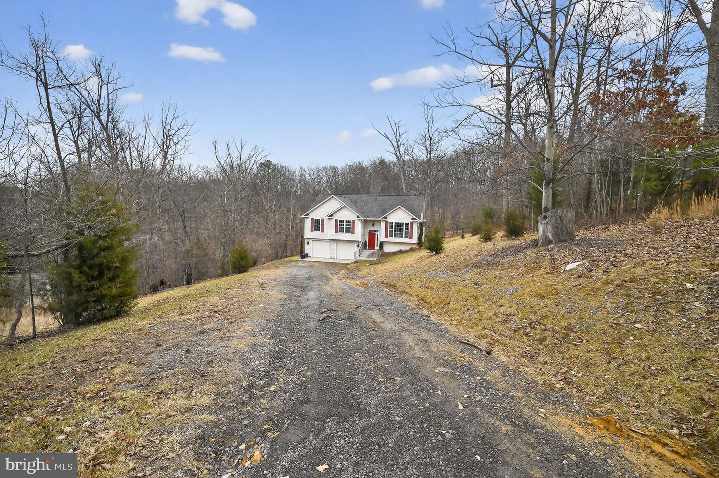 365 VESEY DR, FRONT ROYAL, Virginia 22630, 3 Bedrooms Bedrooms, ,2 BathroomsBathrooms,Residential,For sale,365 VESEY DR,VAWR2013532 MLS # VAWR2013532