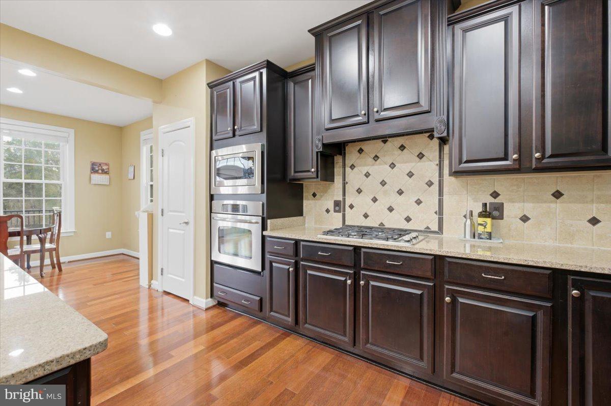 42634 OFFENHAM TER, CHANTILLY, Virginia 20152, 3 Bedrooms Bedrooms, ,3 BathroomsBathrooms,Residential,For sale,42634 OFFENHAM TER,VALO2116914 MLS # VALO2116914