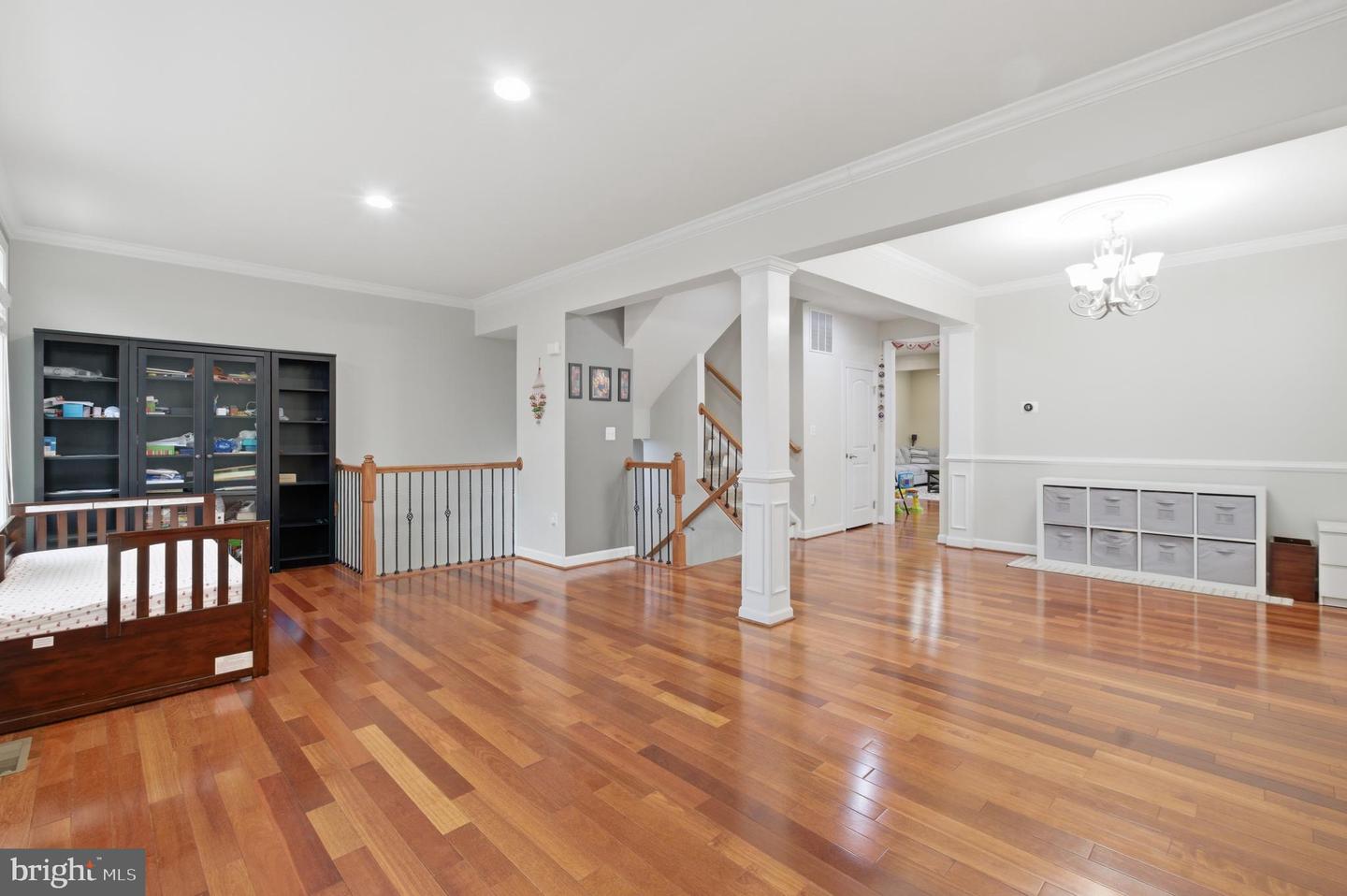 42634 OFFENHAM TER, CHANTILLY, Virginia 20152, 3 Bedrooms Bedrooms, ,3 BathroomsBathrooms,Residential,For sale,42634 OFFENHAM TER,VALO2116914 MLS # VALO2116914