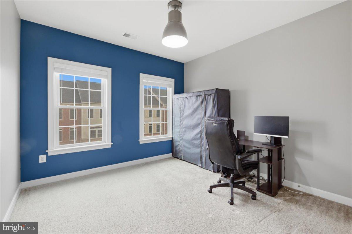 42634 OFFENHAM TER, CHANTILLY, Virginia 20152, 3 Bedrooms Bedrooms, ,3 BathroomsBathrooms,Residential,For sale,42634 OFFENHAM TER,VALO2116914 MLS # VALO2116914