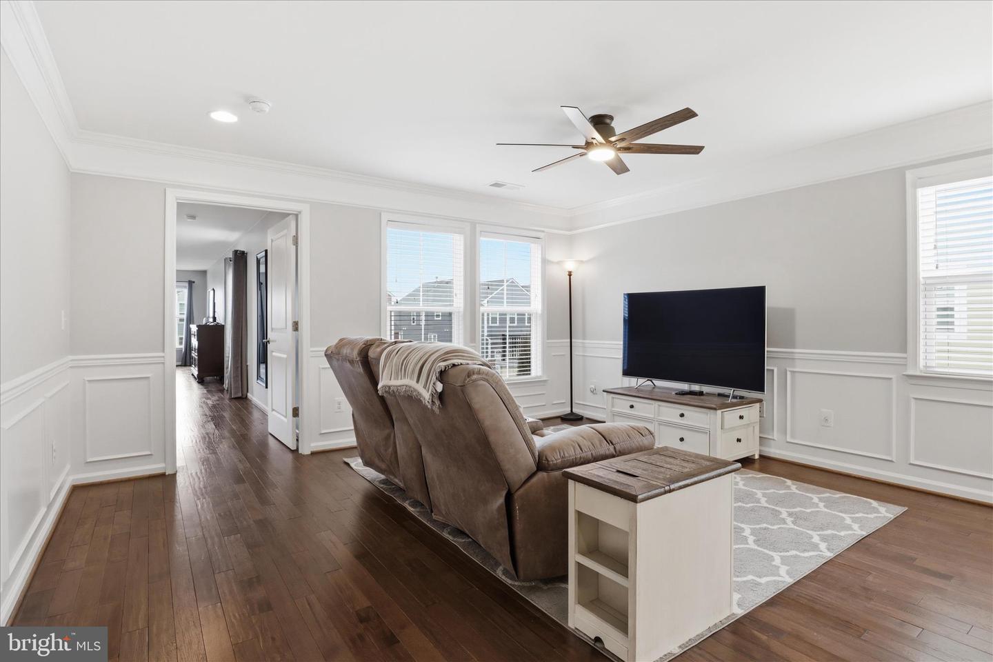 1018 LACONIAN ST SE, LEESBURG, Virginia 20175, 5 Bedrooms Bedrooms, 6 Rooms Rooms,4 BathroomsBathrooms,Residential,For sale,1018 LACONIAN ST SE,VALO2116920 MLS # VALO2116920