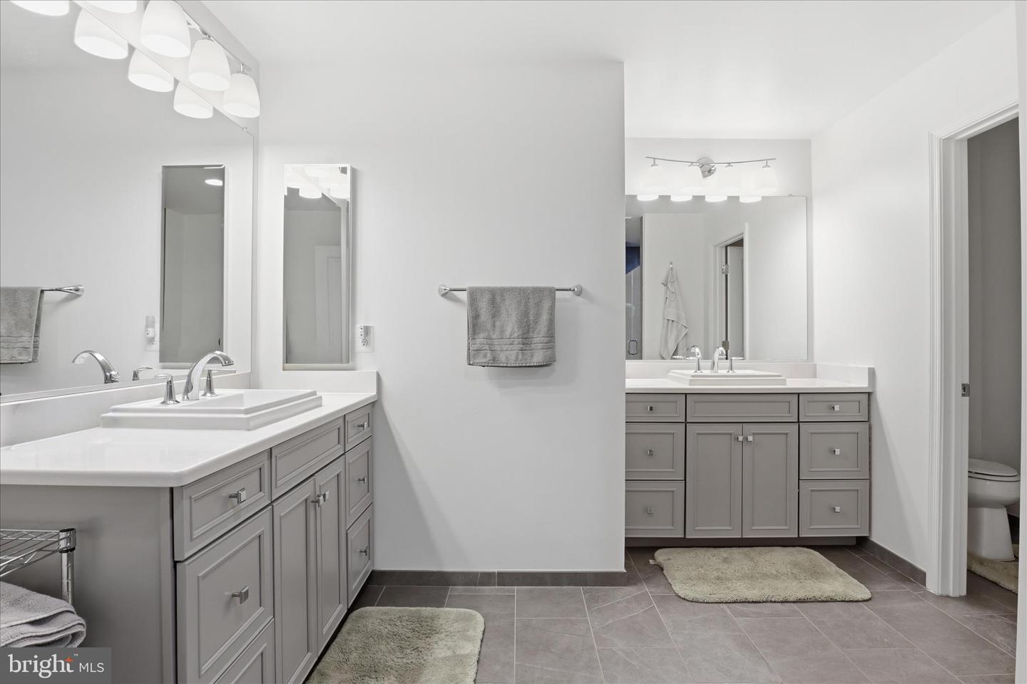 1018 LACONIAN ST SE, LEESBURG, Virginia 20175, 5 Bedrooms Bedrooms, 6 Rooms Rooms,4 BathroomsBathrooms,Residential,For sale,1018 LACONIAN ST SE,VALO2116920 MLS # VALO2116920