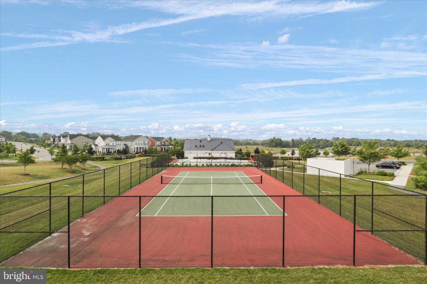 1018 LACONIAN ST SE, LEESBURG, Virginia 20175, 5 Bedrooms Bedrooms, 6 Rooms Rooms,4 BathroomsBathrooms,Residential,For sale,1018 LACONIAN ST SE,VALO2116920 MLS # VALO2116920