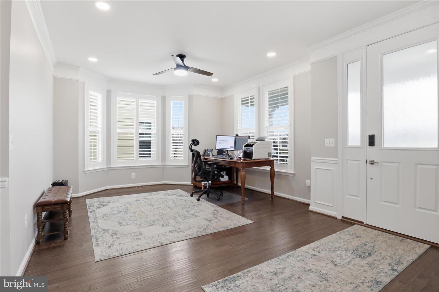 1018 LACONIAN ST SE, LEESBURG, Virginia 20175, 5 Bedrooms Bedrooms, 6 Rooms Rooms,4 BathroomsBathrooms,Residential,For sale,1018 LACONIAN ST SE,VALO2116920 MLS # VALO2116920