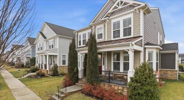 1018 LACONIAN ST SE, LEESBURG, Virginia 20175, 5 Bedrooms Bedrooms, 6 Rooms Rooms,4 BathroomsBathrooms,Residential,For sale,1018 LACONIAN ST SE,VALO2116920 MLS # VALO2116920