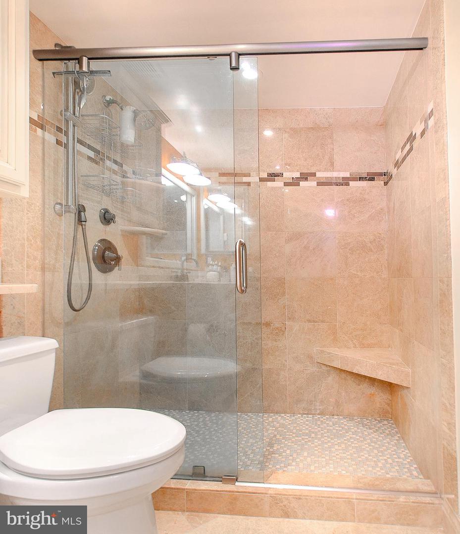 6300 STEVENSON AVE #1018, ALEXANDRIA, Virginia 22304, 2 Bedrooms Bedrooms, ,1 BathroomBathrooms,Residential,For sale,6300 STEVENSON AVE #1018,VAAX2054592 MLS # VAAX2054592