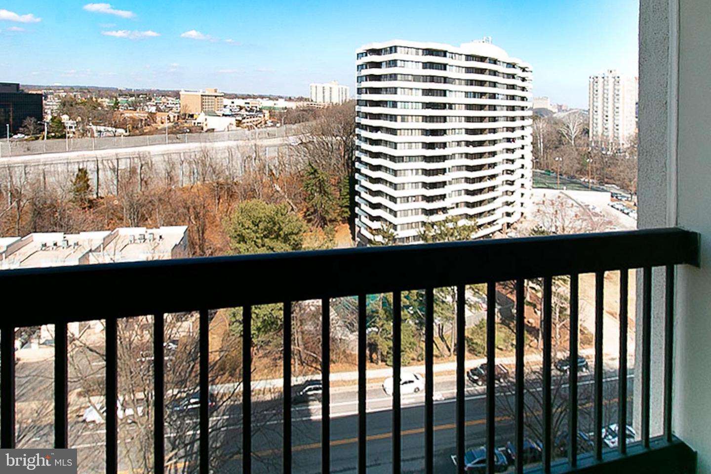 6300 STEVENSON AVE #1018, ALEXANDRIA, Virginia 22304, 2 Bedrooms Bedrooms, ,1 BathroomBathrooms,Residential,For sale,6300 STEVENSON AVE #1018,VAAX2054592 MLS # VAAX2054592