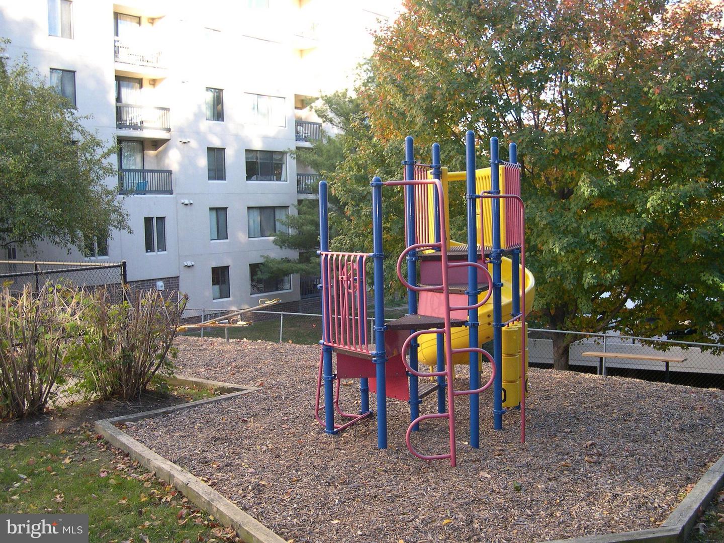 6300 STEVENSON AVE #1018, ALEXANDRIA, Virginia 22304, 2 Bedrooms Bedrooms, ,1 BathroomBathrooms,Residential,For sale,6300 STEVENSON AVE #1018,VAAX2054592 MLS # VAAX2054592