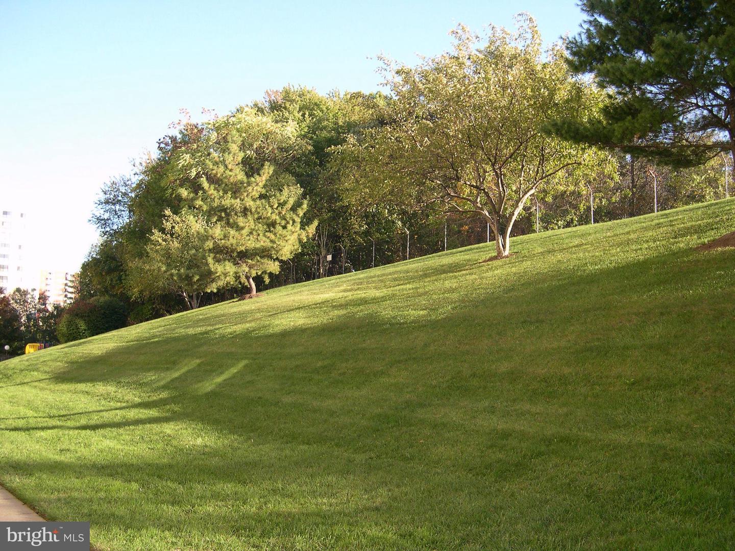 6300 STEVENSON AVE #1018, ALEXANDRIA, Virginia 22304, 2 Bedrooms Bedrooms, ,1 BathroomBathrooms,Residential,For sale,6300 STEVENSON AVE #1018,VAAX2054592 MLS # VAAX2054592