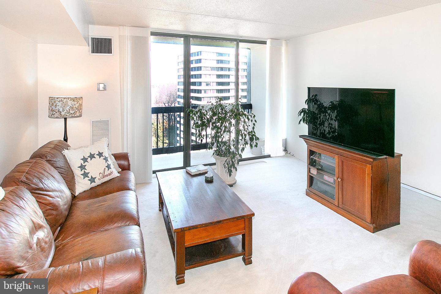 6300 STEVENSON AVE #1018, ALEXANDRIA, Virginia 22304, 2 Bedrooms Bedrooms, ,1 BathroomBathrooms,Residential,For sale,6300 STEVENSON AVE #1018,VAAX2054592 MLS # VAAX2054592