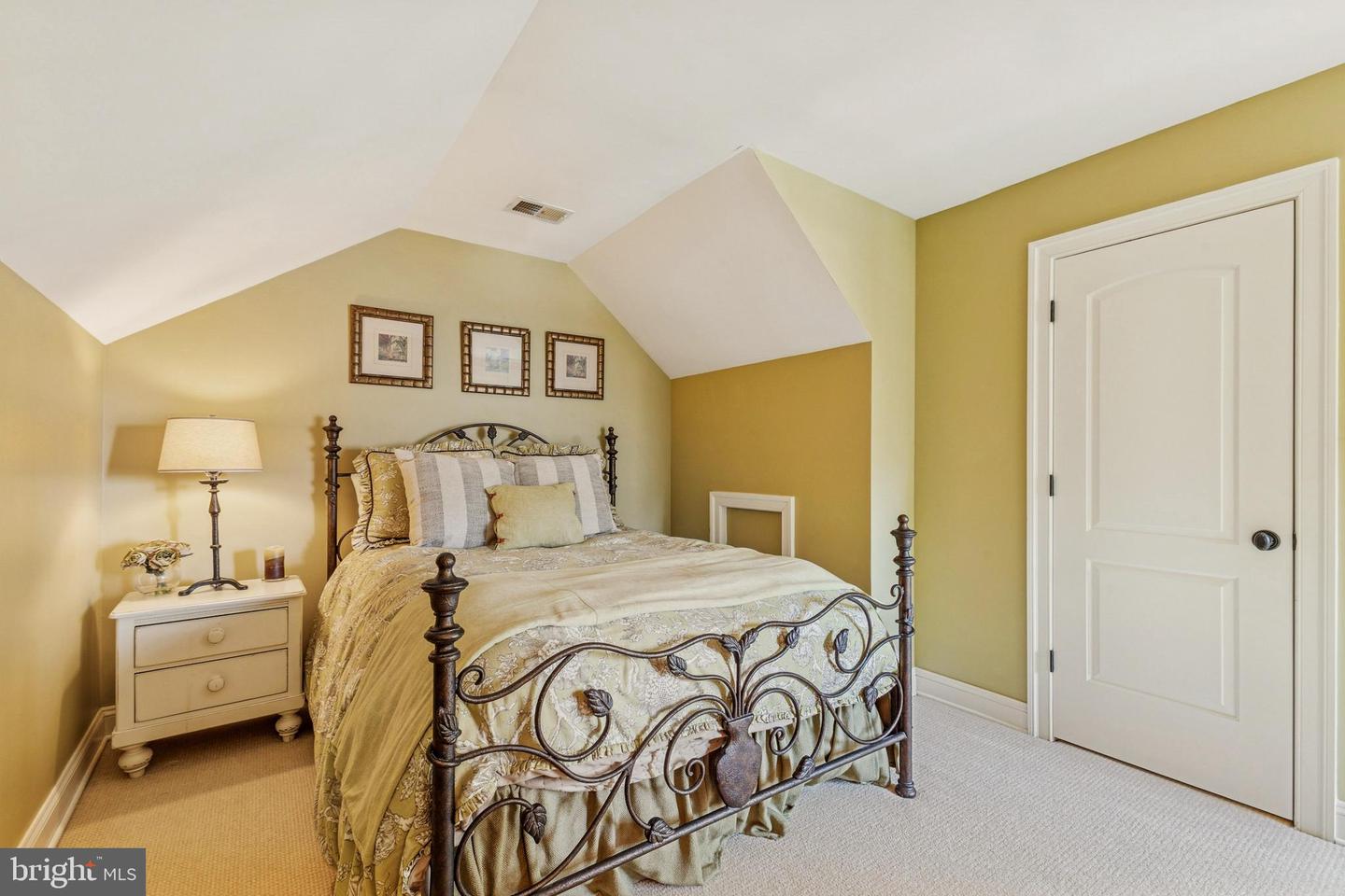 15815 SPYGLASS HILL LOOP, GAINESVILLE, Virginia 20155, 4 Bedrooms Bedrooms, ,3 BathroomsBathrooms,Residential,For sale,15815 SPYGLASS HILL LOOP,VAPW2113452 MLS # VAPW2113452