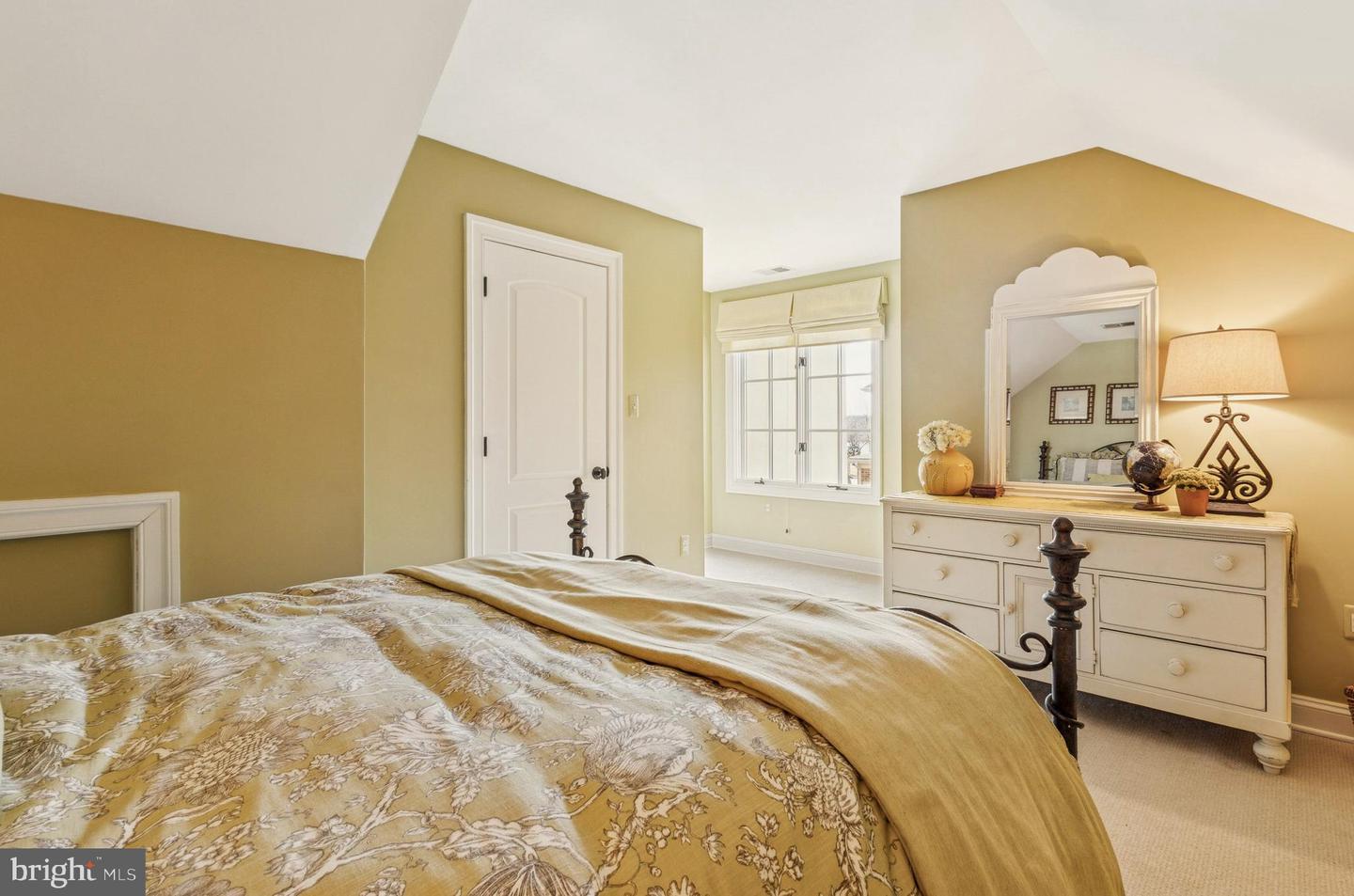 15815 SPYGLASS HILL LOOP, GAINESVILLE, Virginia 20155, 4 Bedrooms Bedrooms, ,3 BathroomsBathrooms,Residential,For sale,15815 SPYGLASS HILL LOOP,VAPW2113452 MLS # VAPW2113452