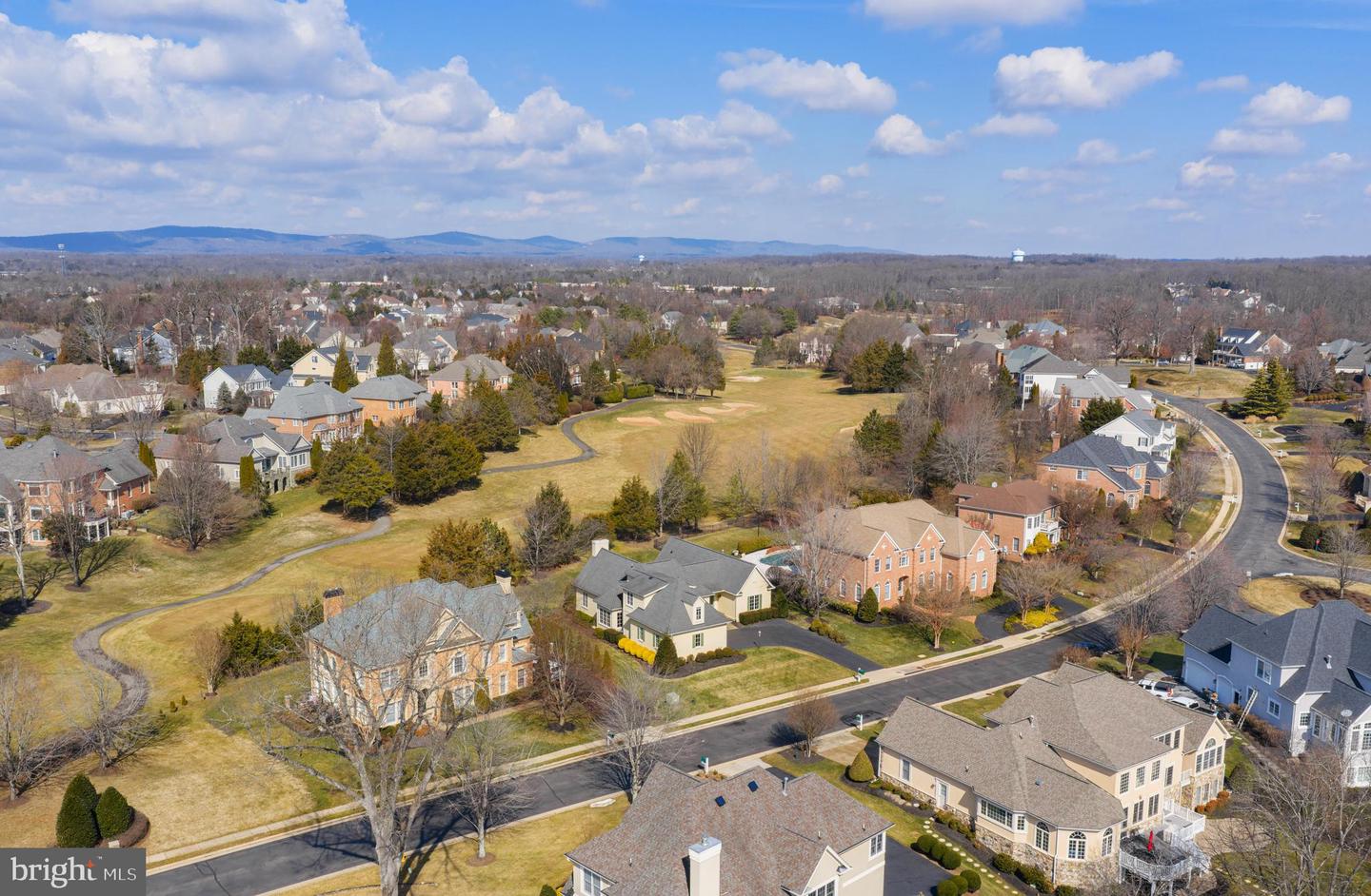 15815 SPYGLASS HILL LOOP, GAINESVILLE, Virginia 20155, 4 Bedrooms Bedrooms, ,3 BathroomsBathrooms,Residential,For sale,15815 SPYGLASS HILL LOOP,VAPW2113452 MLS # VAPW2113452