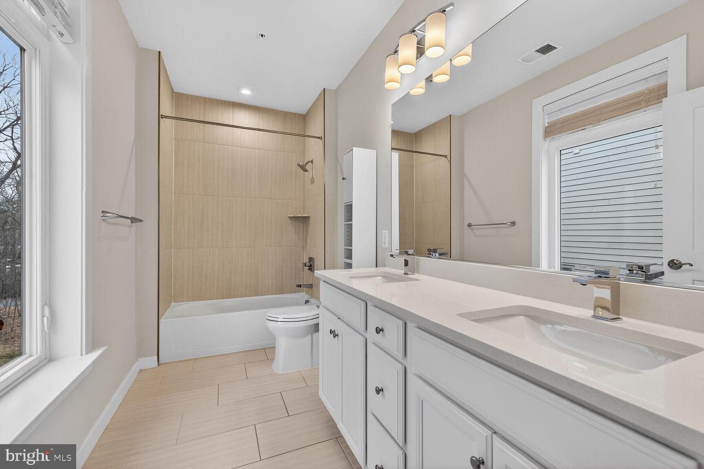 1669 BANDIT LOOP #301A, RESTON, Virginia 20190, 2 Bedrooms Bedrooms, 4 Rooms Rooms,2 BathroomsBathrooms,Residential,For sale,1669 BANDIT LOOP #301A,VAFX2293206 MLS # VAFX2293206