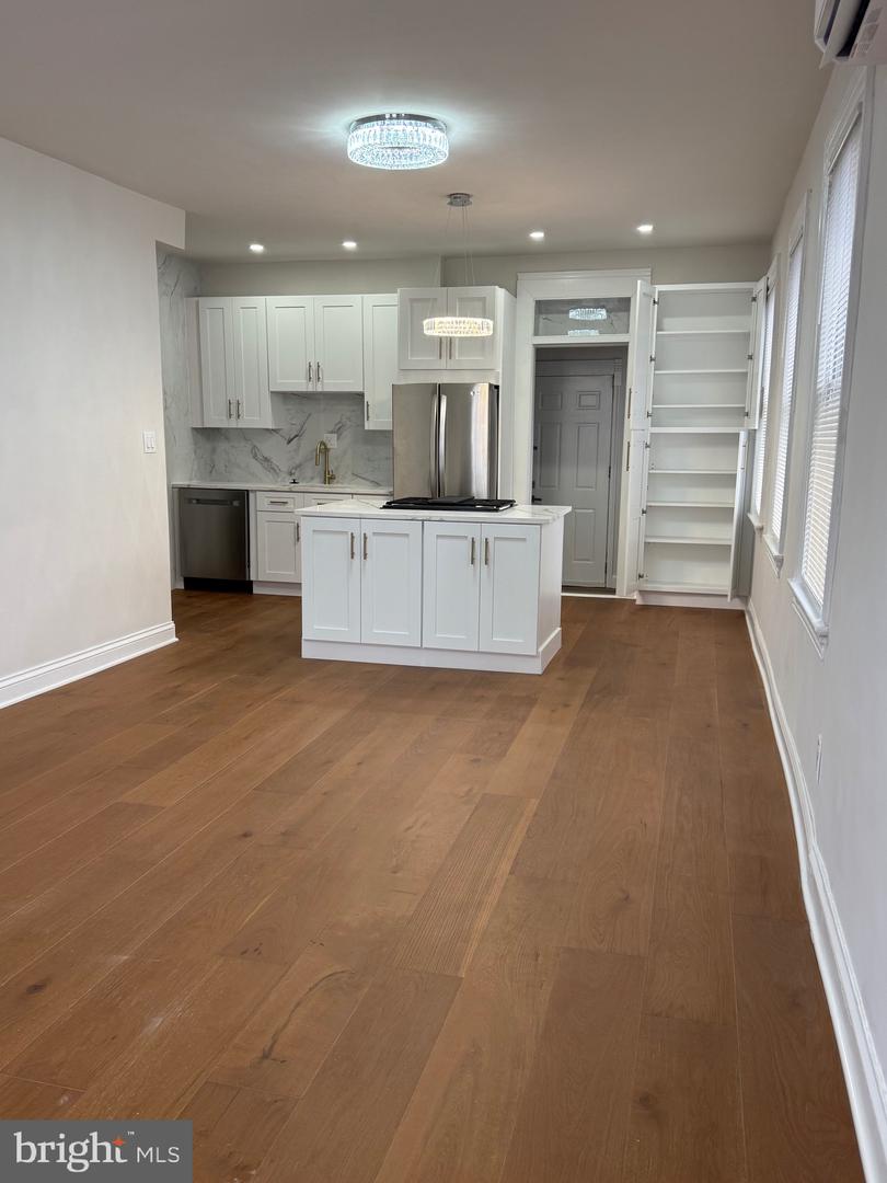 613 ROXBORO PL NW, WASHINGTON, District Of Columbia 20011, 4 Bedrooms Bedrooms, ,2 BathroomsBathrooms,Residential,For sale,613 ROXBORO PL NW,DCDC2248172 MLS # DCDC2248172