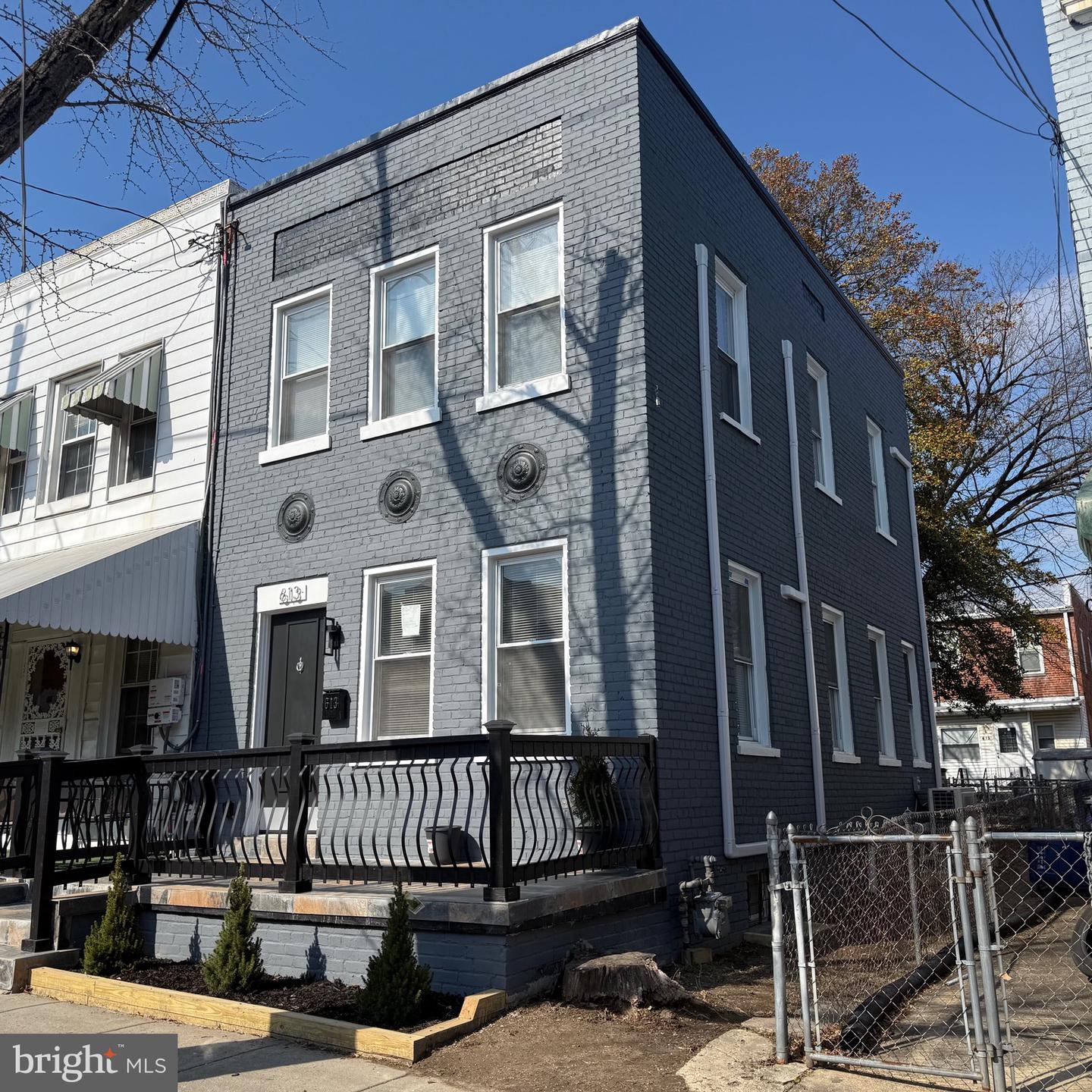 613 ROXBORO PL NW, WASHINGTON, District Of Columbia 20011, 4 Bedrooms Bedrooms, ,2 BathroomsBathrooms,Residential,For sale,613 ROXBORO PL NW,DCDC2248172 MLS # DCDC2248172