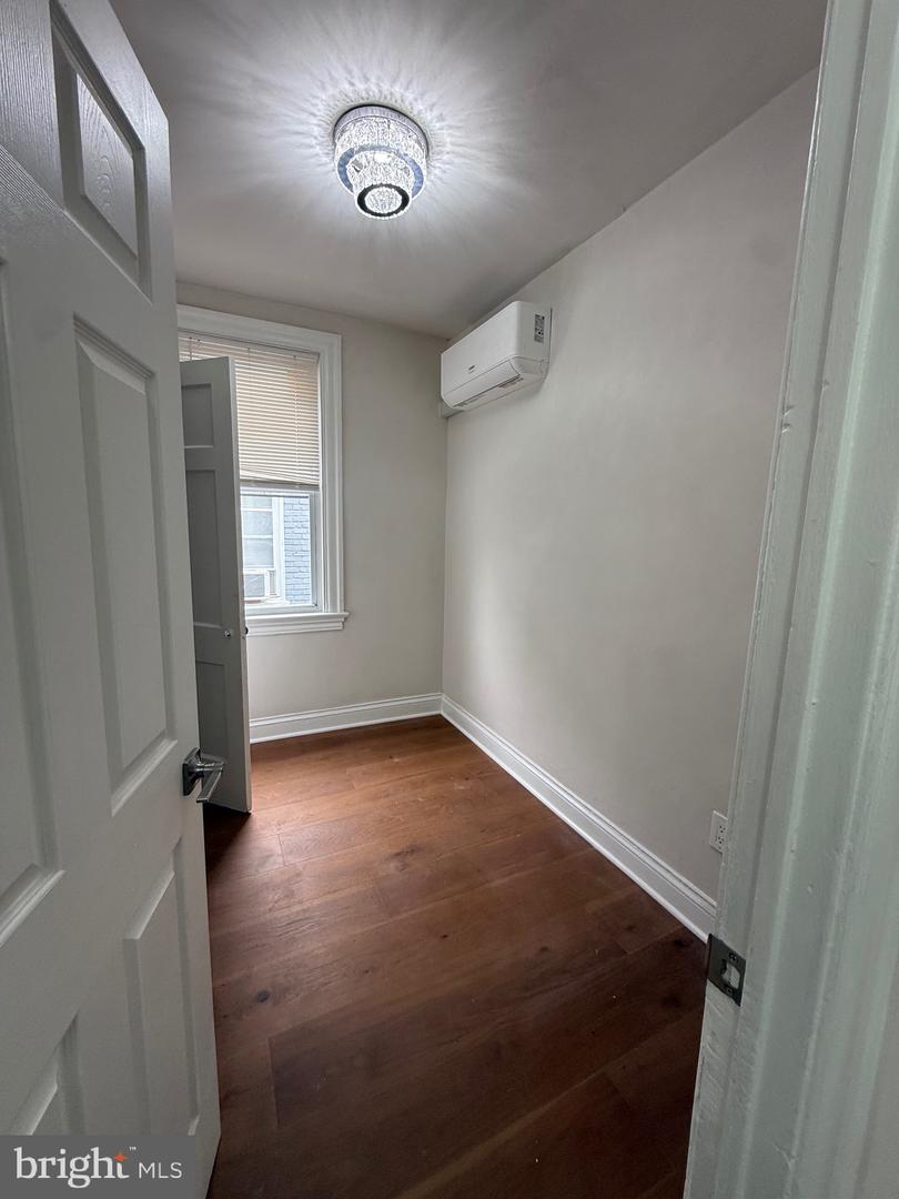 613 ROXBORO PL NW, WASHINGTON, District Of Columbia 20011, 4 Bedrooms Bedrooms, ,2 BathroomsBathrooms,Residential,For sale,613 ROXBORO PL NW,DCDC2248172 MLS # DCDC2248172