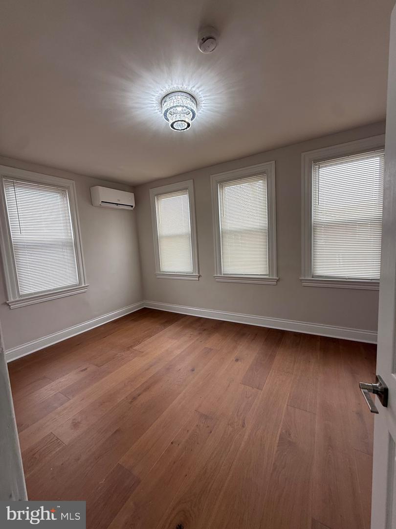 613 ROXBORO PL NW, WASHINGTON, District Of Columbia 20011, 4 Bedrooms Bedrooms, ,2 BathroomsBathrooms,Residential,For sale,613 ROXBORO PL NW,DCDC2248172 MLS # DCDC2248172