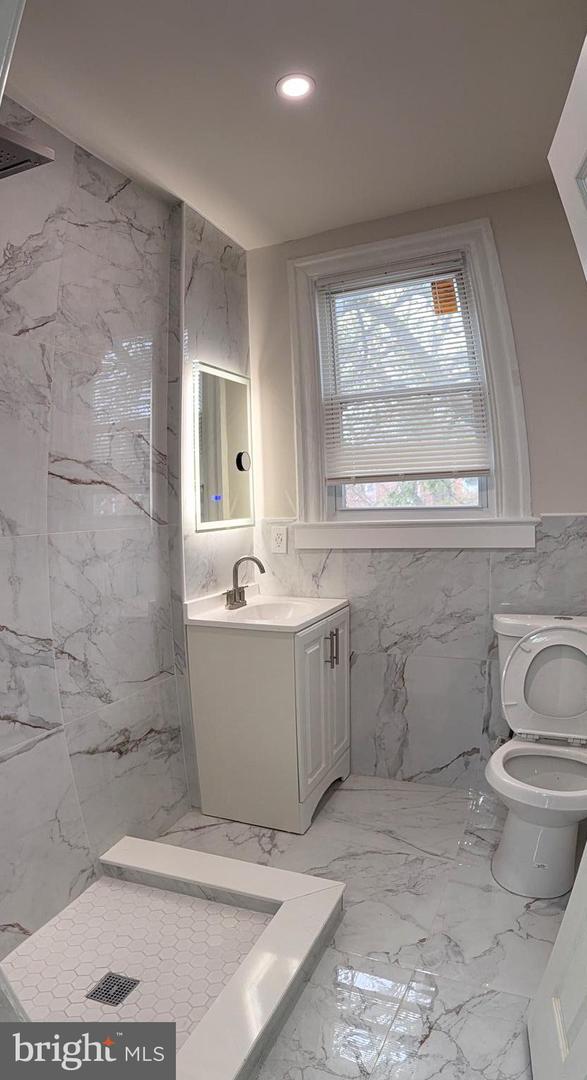 613 ROXBORO PL NW, WASHINGTON, District Of Columbia 20011, 4 Bedrooms Bedrooms, ,2 BathroomsBathrooms,Residential,For sale,613 ROXBORO PL NW,DCDC2248172 MLS # DCDC2248172