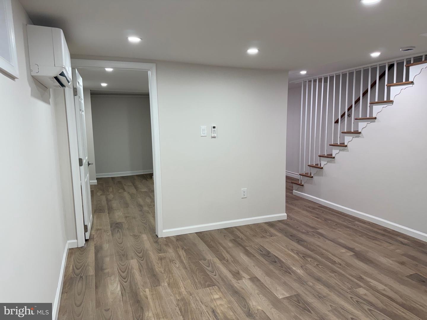 613 ROXBORO PL NW, WASHINGTON, District Of Columbia 20011, 4 Bedrooms Bedrooms, ,2 BathroomsBathrooms,Residential,For sale,613 ROXBORO PL NW,DCDC2248172 MLS # DCDC2248172