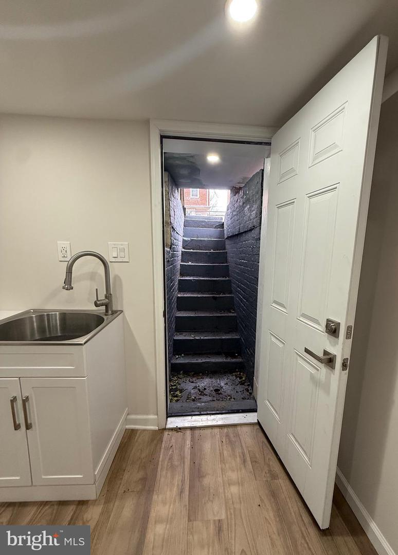 613 ROXBORO PL NW, WASHINGTON, District Of Columbia 20011, 4 Bedrooms Bedrooms, ,2 BathroomsBathrooms,Residential,For sale,613 ROXBORO PL NW,DCDC2248172 MLS # DCDC2248172