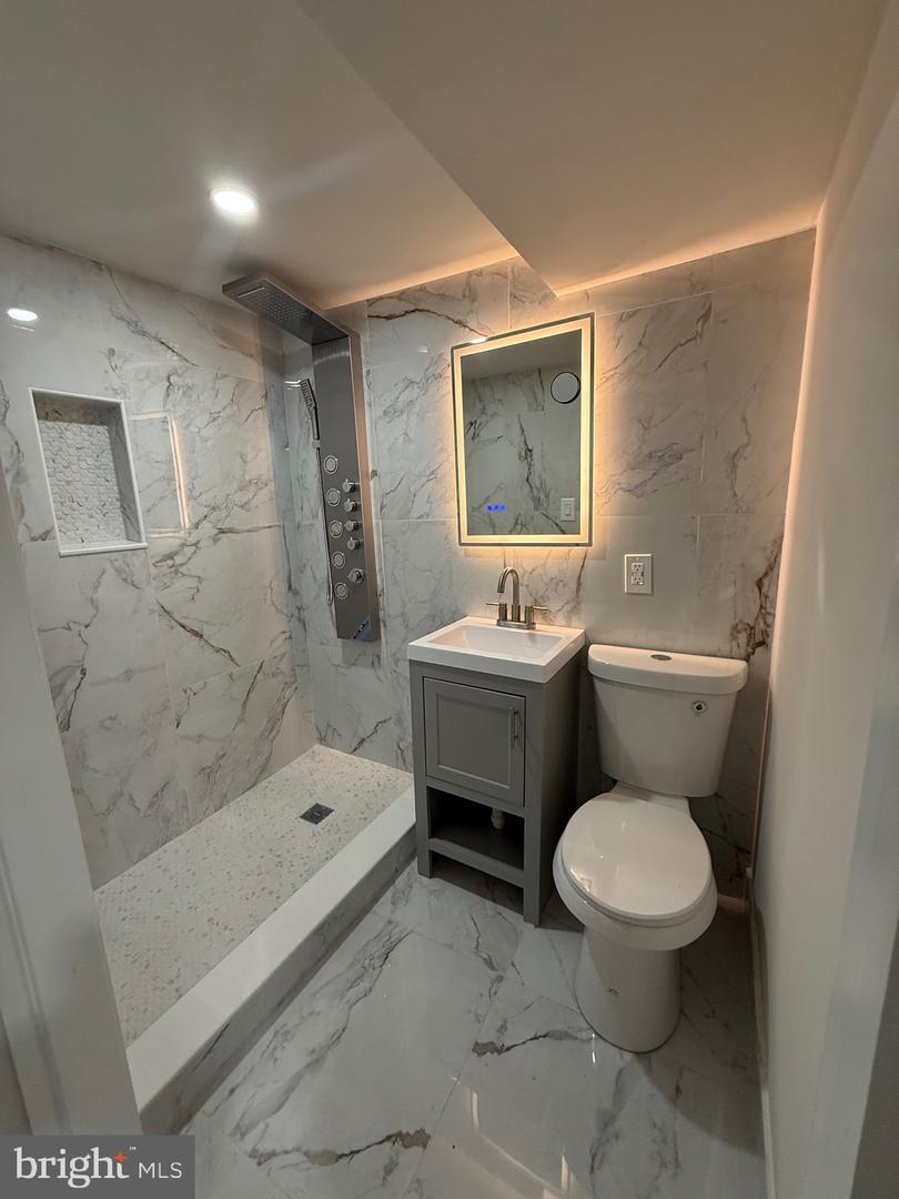 613 ROXBORO PL NW, WASHINGTON, District Of Columbia 20011, 4 Bedrooms Bedrooms, ,2 BathroomsBathrooms,Residential,For sale,613 ROXBORO PL NW,DCDC2248172 MLS # DCDC2248172