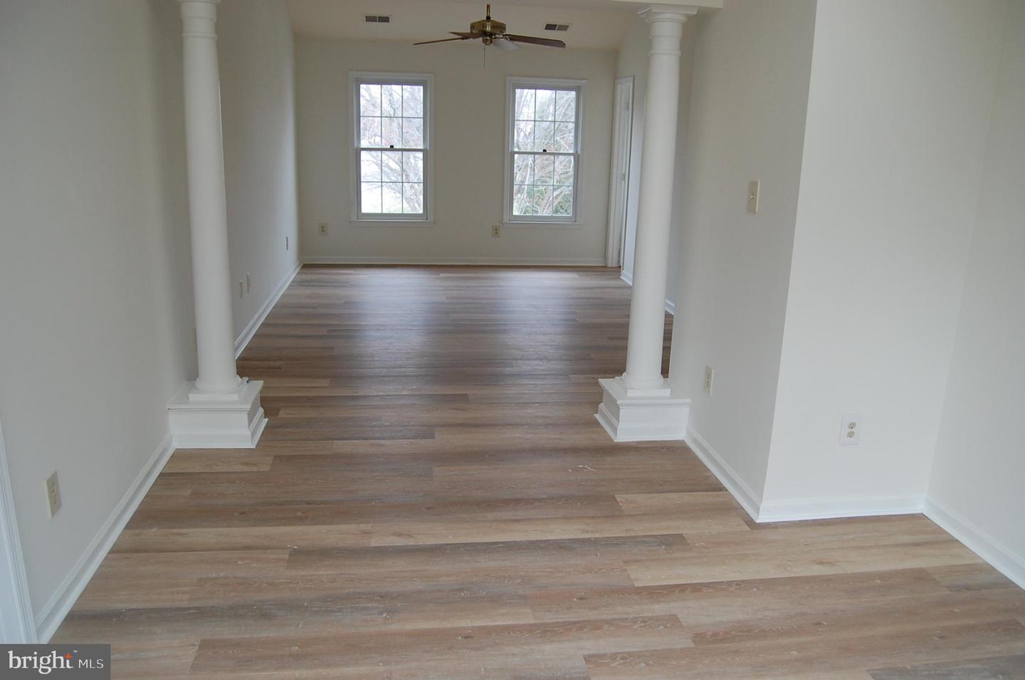 2413 BELLE HAVEN CT, ALEXANDRIA, Virginia 22306, 4 Bedrooms Bedrooms, 8 Rooms Rooms,3 BathroomsBathrooms,Residential,For sale,2413 BELLE HAVEN CT,VAFX2293240 MLS # VAFX2293240