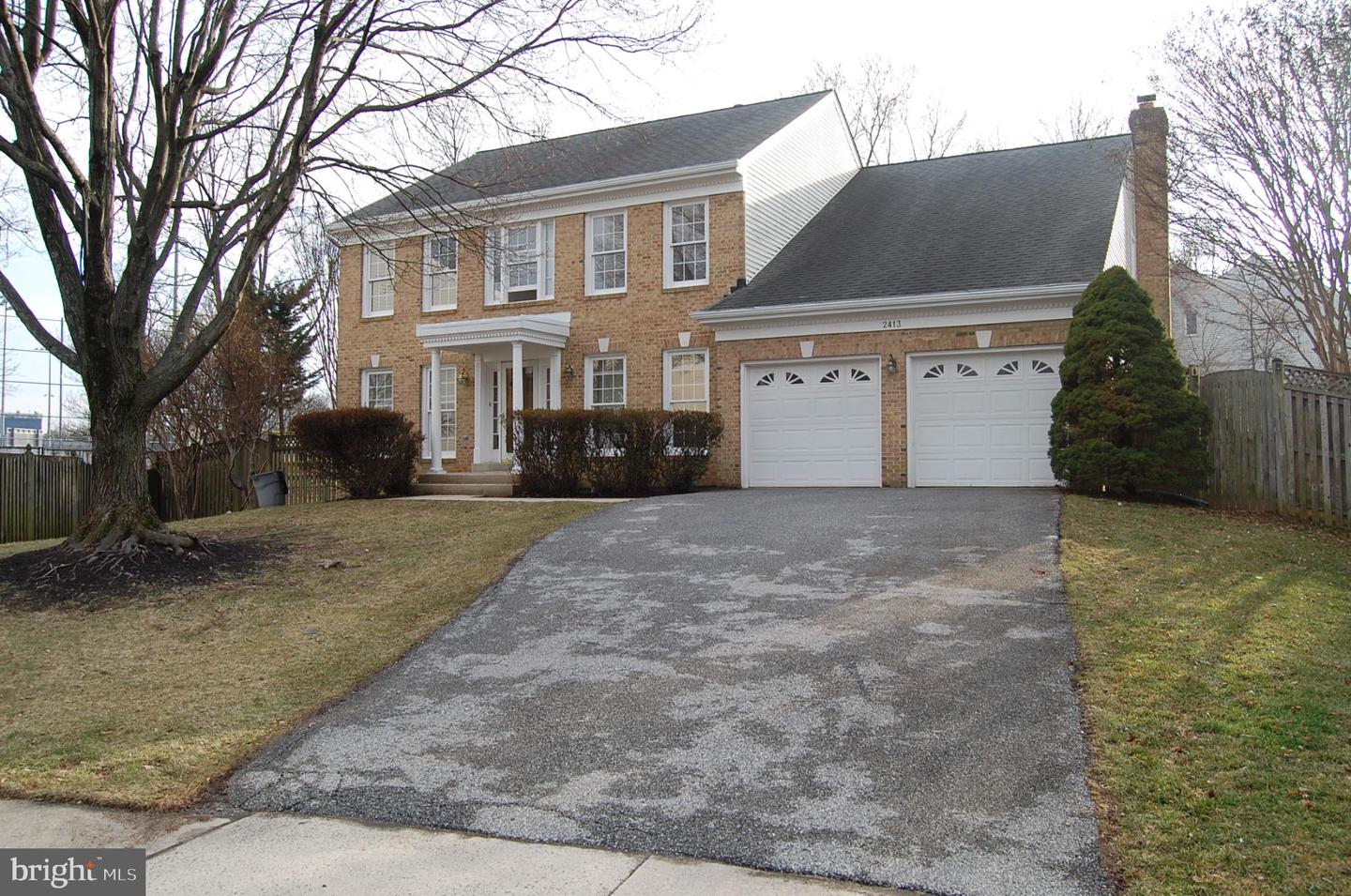 2413 BELLE HAVEN CT, ALEXANDRIA, Virginia 22306, 4 Bedrooms Bedrooms, 8 Rooms Rooms,3 BathroomsBathrooms,Residential,For sale,2413 BELLE HAVEN CT,VAFX2293240 MLS # VAFX2293240