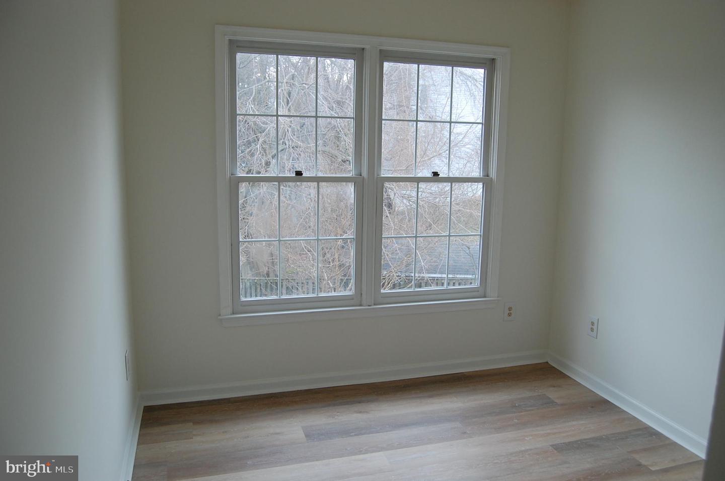 2413 BELLE HAVEN CT, ALEXANDRIA, Virginia 22306, 4 Bedrooms Bedrooms, 8 Rooms Rooms,3 BathroomsBathrooms,Residential,For sale,2413 BELLE HAVEN CT,VAFX2293240 MLS # VAFX2293240