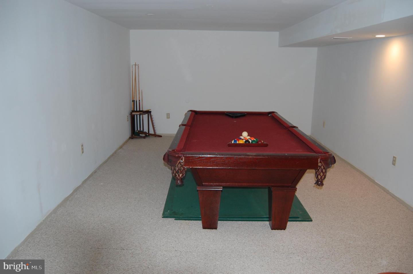 2413 BELLE HAVEN CT, ALEXANDRIA, Virginia 22306, 4 Bedrooms Bedrooms, 8 Rooms Rooms,3 BathroomsBathrooms,Residential,For sale,2413 BELLE HAVEN CT,VAFX2293240 MLS # VAFX2293240