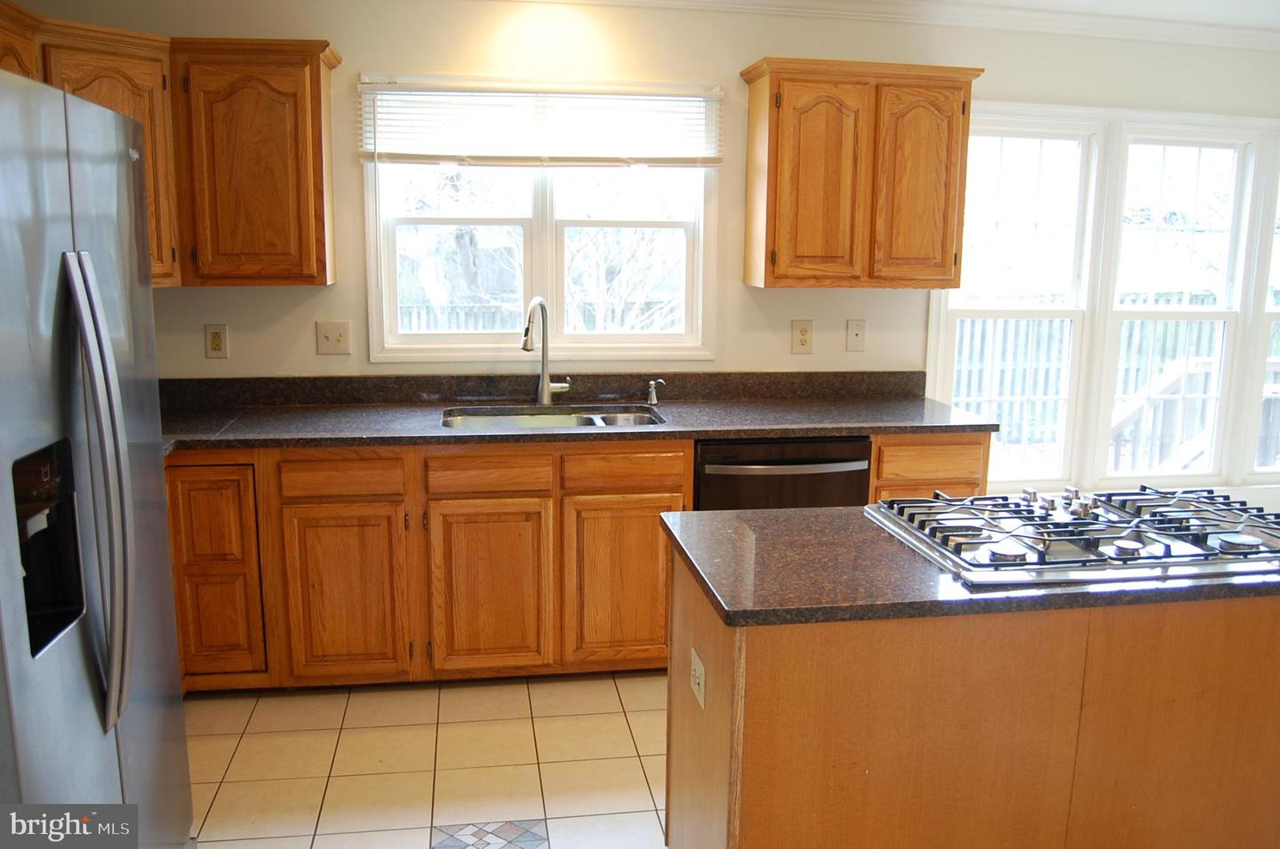 2413 BELLE HAVEN CT, ALEXANDRIA, Virginia 22306, 4 Bedrooms Bedrooms, 8 Rooms Rooms,3 BathroomsBathrooms,Residential,For sale,2413 BELLE HAVEN CT,VAFX2293240 MLS # VAFX2293240