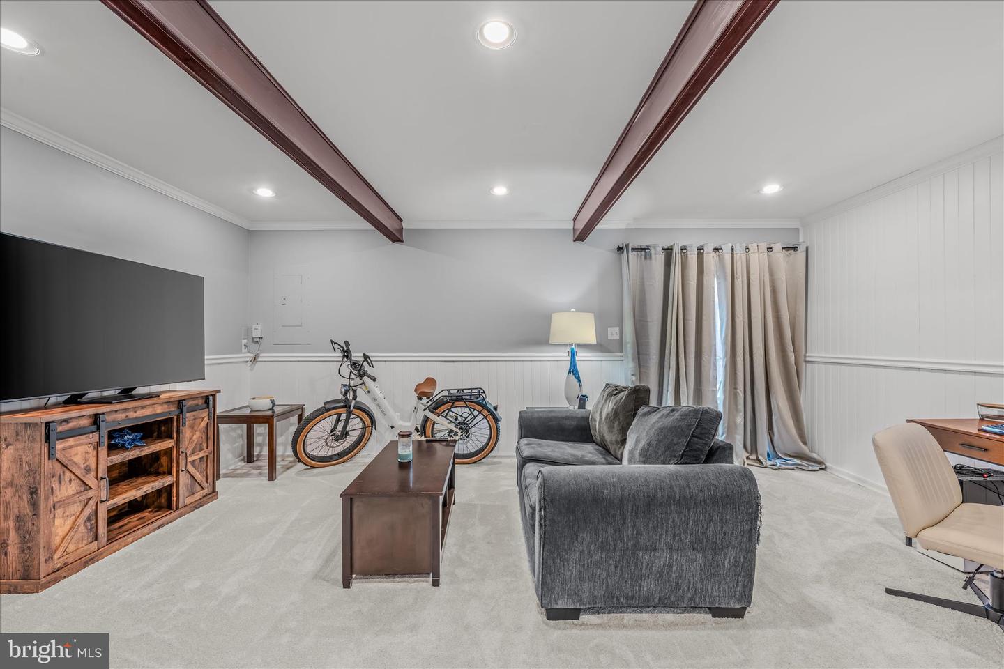 43147 GATWICK SQ, ASHBURN, Virginia 20147, 2 Bedrooms Bedrooms, ,3 BathroomsBathrooms,Residential,For sale,43147 GATWICK SQ,VALO2116952 MLS # VALO2116952