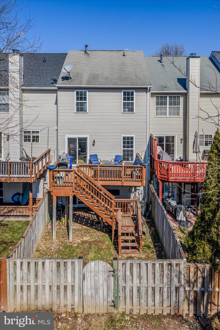 43147 GATWICK SQ, ASHBURN, Virginia 20147, 2 Bedrooms Bedrooms, ,3 BathroomsBathrooms,Residential,For sale,43147 GATWICK SQ,VALO2116952 MLS # VALO2116952