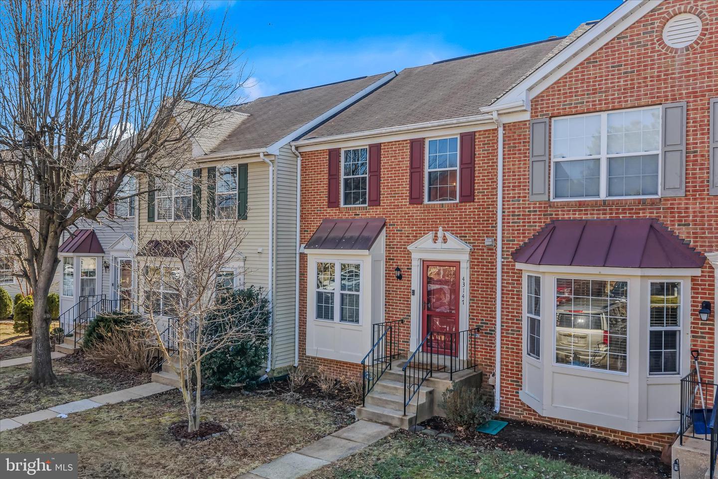 43147 GATWICK SQ, ASHBURN, Virginia 20147, 2 Bedrooms Bedrooms, ,3 BathroomsBathrooms,Residential,For sale,43147 GATWICK SQ,VALO2116952 MLS # VALO2116952