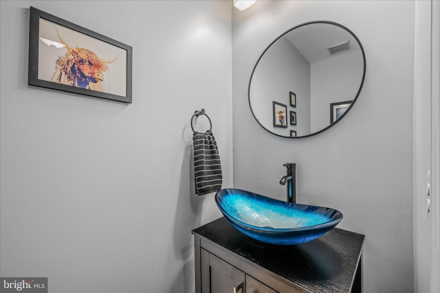 43147 GATWICK SQ, ASHBURN, Virginia 20147, 2 Bedrooms Bedrooms, ,3 BathroomsBathrooms,Residential,For sale,43147 GATWICK SQ,VALO2116952 MLS # VALO2116952